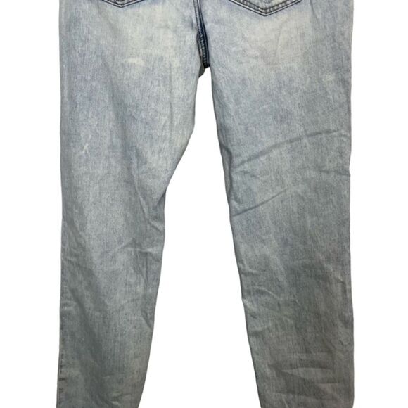 AMERICAN EAGLE MOM JEAN High Rise Distressed Light Blue Wash Raw Hem Jeans sz 4 - Picture 11 of 16